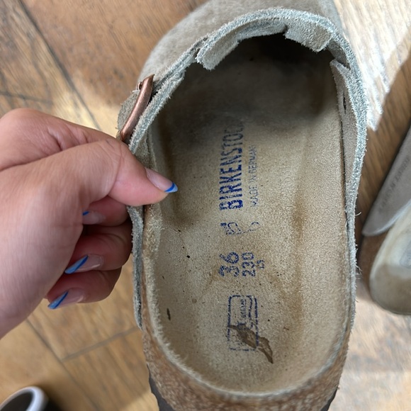 Boston Birkenstock Clog in Suede - Picture 2 of 4